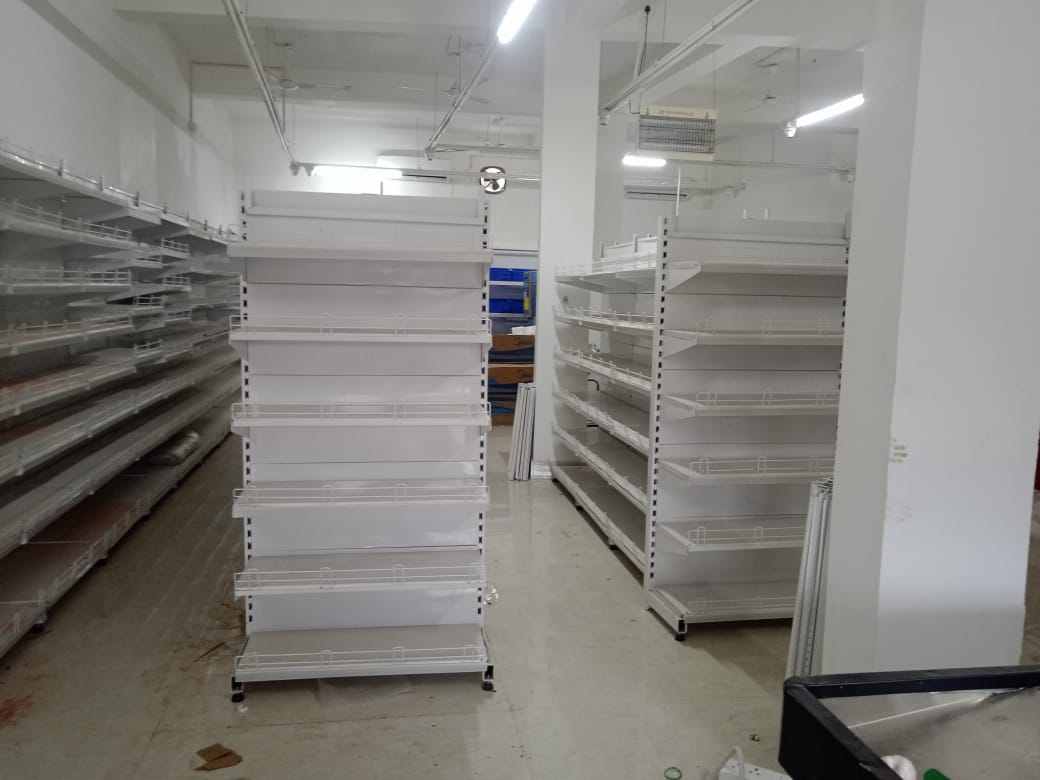 Center Gondola Supermarket Rack